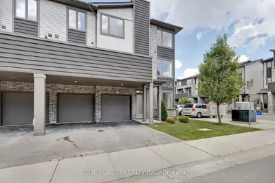 1960 Dalmagarry Road 126, London North, On N6g 0t8