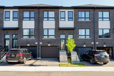 Att/Row/Townhouse in Brantford
