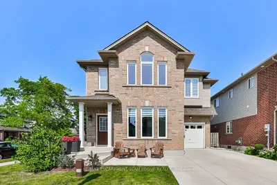 Detached in Hamilton