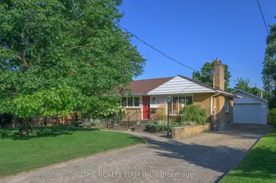 Detached in London South