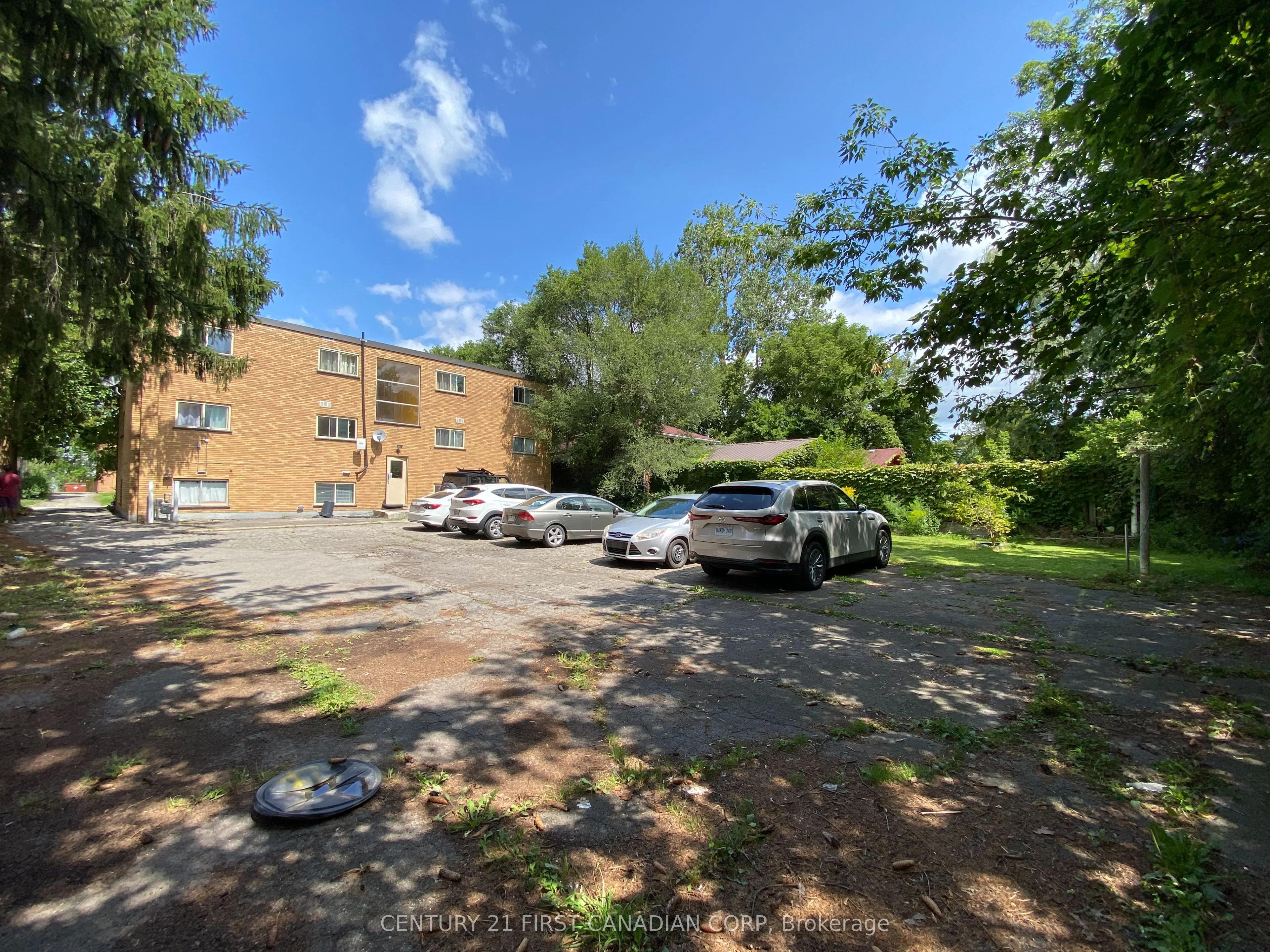 1567 Allen Place, London East, ON N5W 2V9