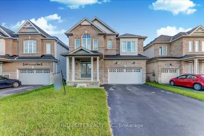 Detached in Shelburne