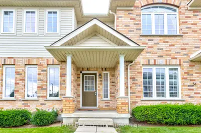 Condo Townhouse in Guelph
