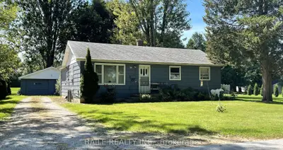 Detached in Chatham-Kent