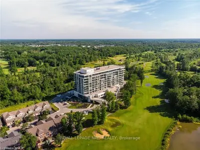 Condo Apartment in Niagara Falls