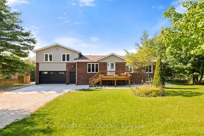 Detached in Melancthon