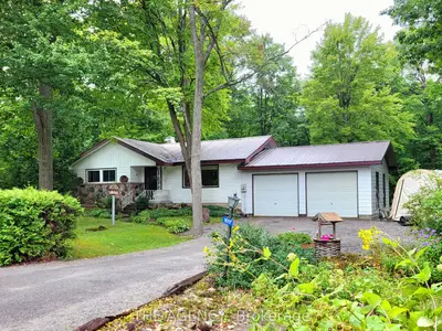 Detached in Gravenhurst