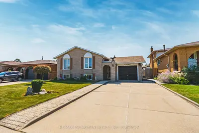 Detached in Hamilton
