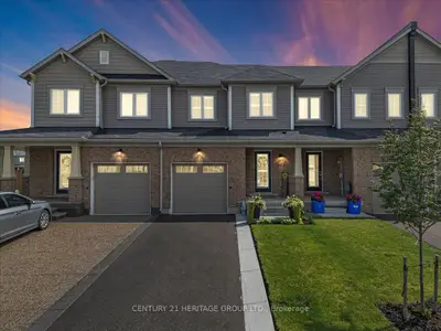 Att/Row/Townhouse in Hamilton