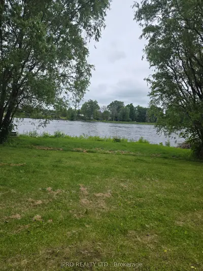 Detached in Quinte West