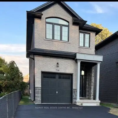 Detached in Hamilton
