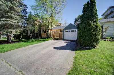879 Hellmuth Avenue, London East, On N6a 3t9