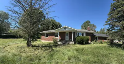 Detached in Southwest Middlesex