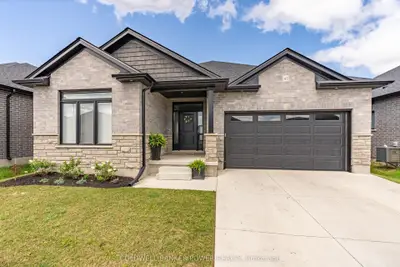 Vacant Land Condo in Middlesex Centre