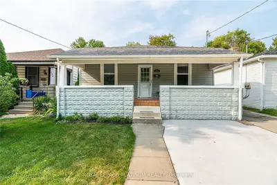 Detached in London East