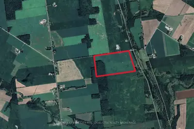 Farm in Perth South
