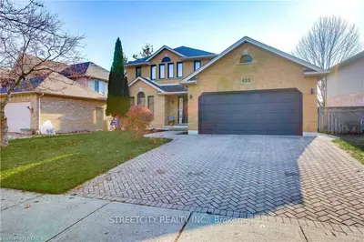433 Ambleside Drive, London North, On N6g 4x9