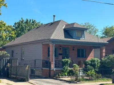 Detached in London East
