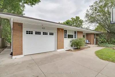 Detached in London North