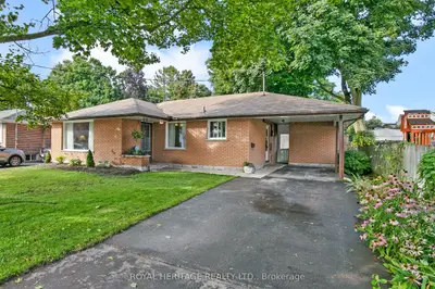 Detached in Kawartha Lakes