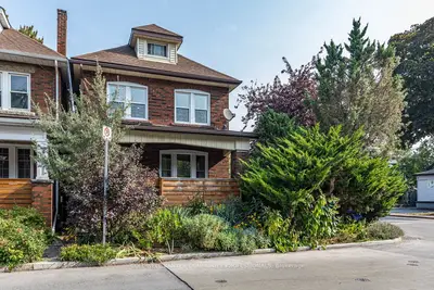 Detached in Hamilton