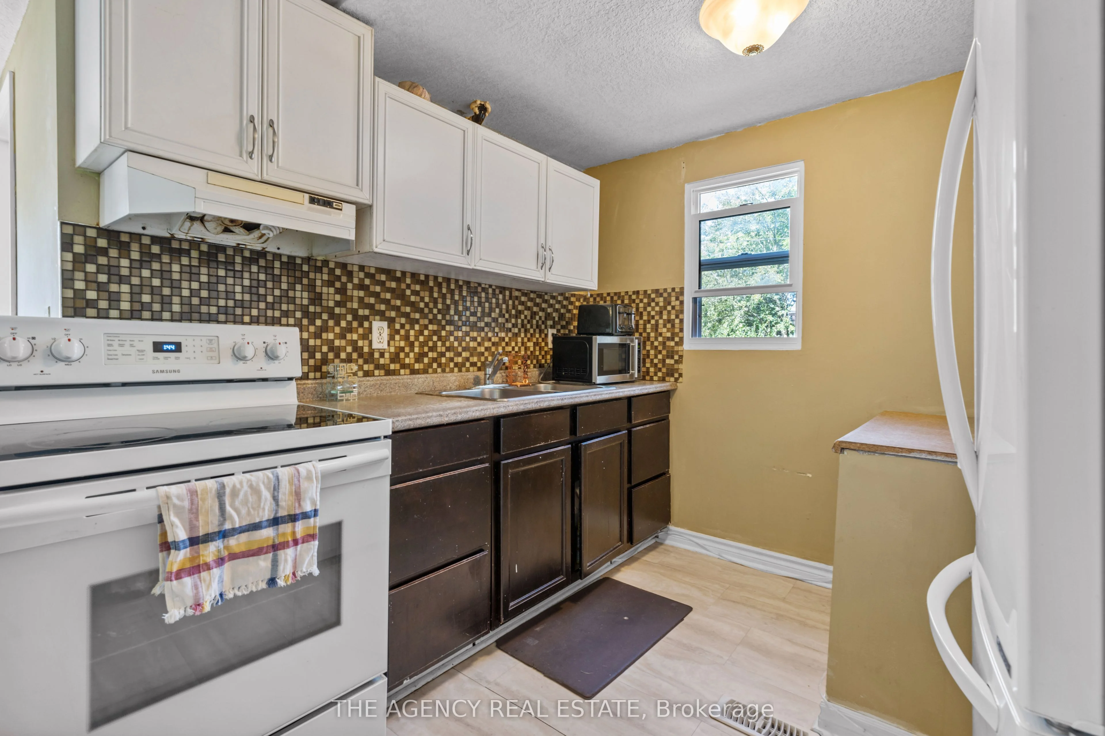 112 McNay Street, London East, ON N5Y 1K9