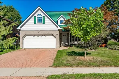 Detached in Guelph