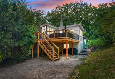Detached in Lambton Shores
