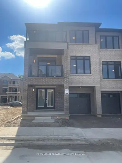 Att/Row/Townhouse in Brantford