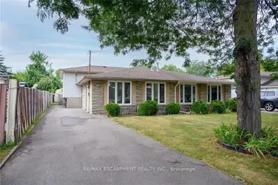 Semi-Detached in Hamilton