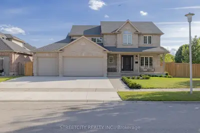 150 Greyrock Crescent, London East, On N5y 6l5