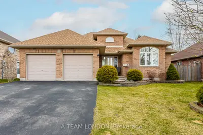 Detached in Tillsonburg