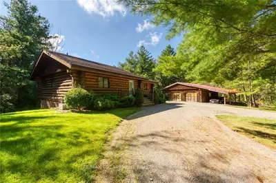 Detached in Hamilton