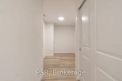 Condo Apartment in Hamilton