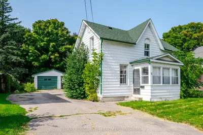 73 Victoria Avenue N, Kawartha Lakes, On K9v 4g8