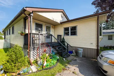 63 Whites Road 183, Quinte West, On K8v 5p5
