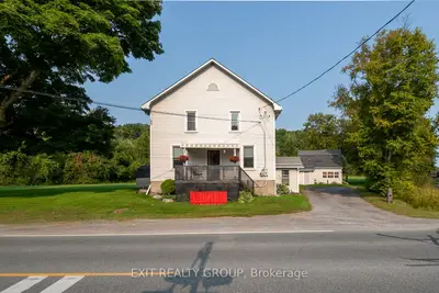 Detached in Quinte West