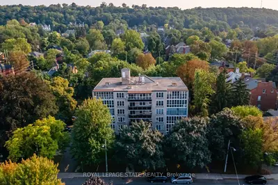 Co-op Apartment in Hamilton
