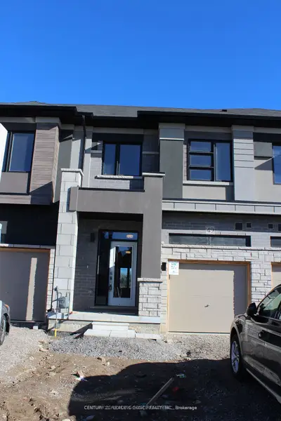 Att/Row/Townhouse in Brant