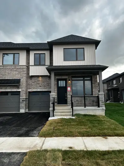Att/Row/Townhouse in Brantford