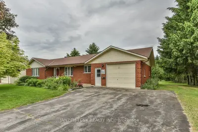 Detached in Bayham
