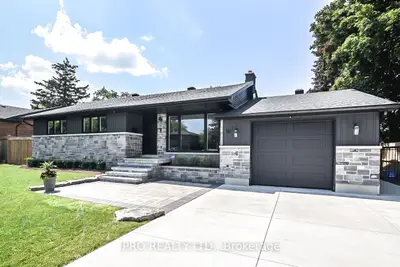 Detached in Hamilton