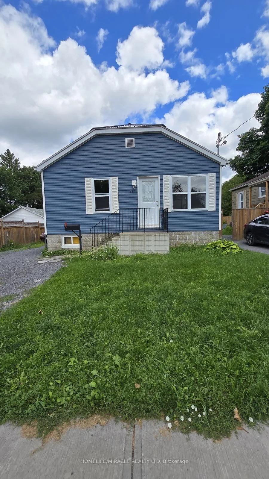 387 Macdonald Avenue Upper, Belleville, On K8n 3z5