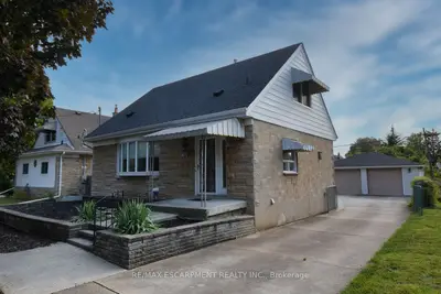Detached in Hamilton