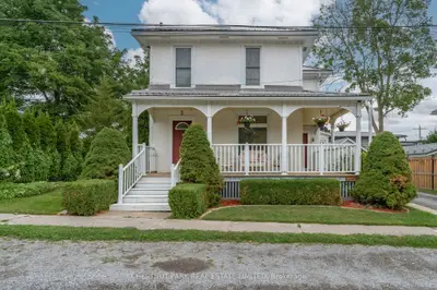3 Bockus Street, Prince Edward County, On K0k 2t0
