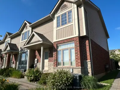 2145 North Routledge Park 61, London North, On N6g 0j8