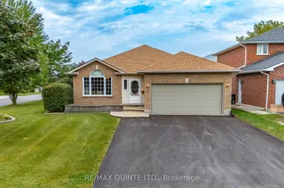 Detached in Belleville