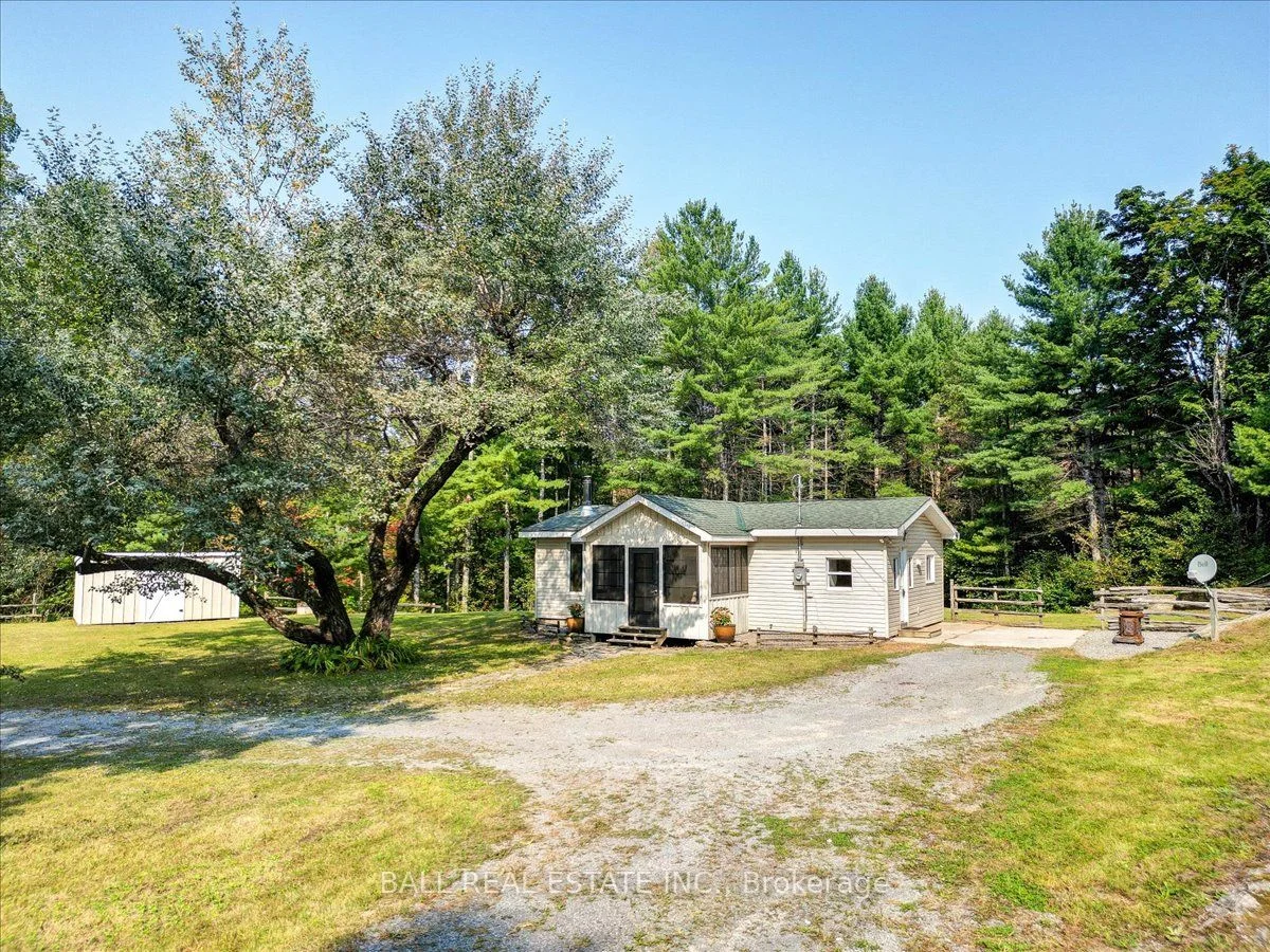 26 Balmer Road, North Kawartha, On K0l 1a0