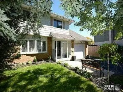 Detached in Cambridge