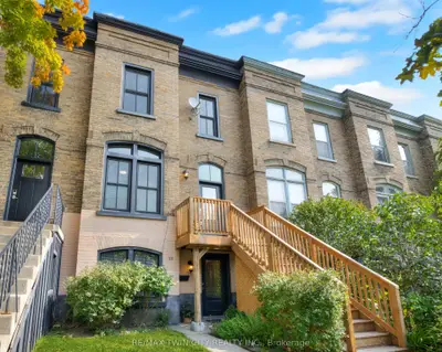 Att/Row/Townhouse in Kitchener